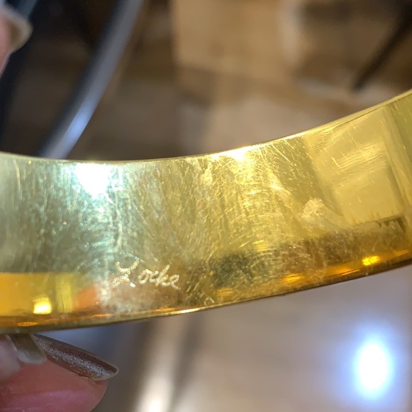 Loche Bangle from the 1981 like new $100.00 - Picture 3 of 3